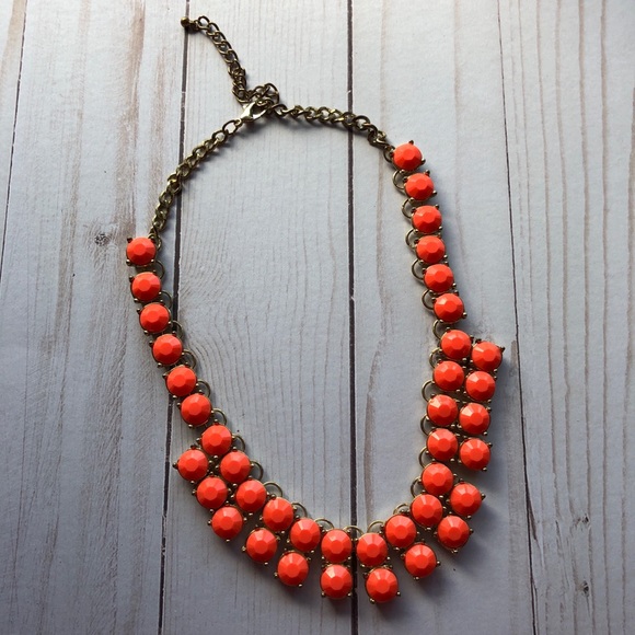 Bright Orange Necklace 🔥 - Picture 5 of 6